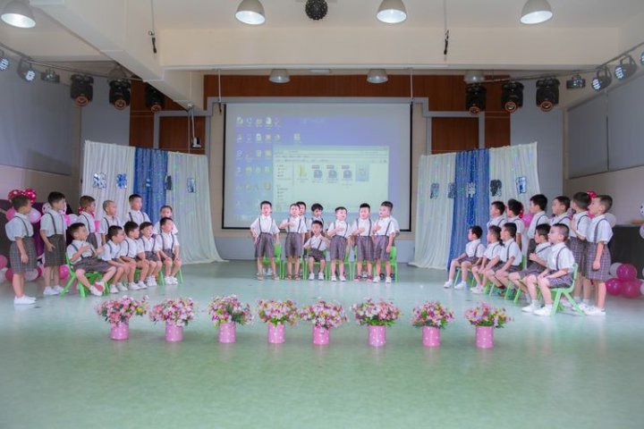 濃濃二幼情，師恩伴我行！—公明二幼大班畢業(yè)典禮！