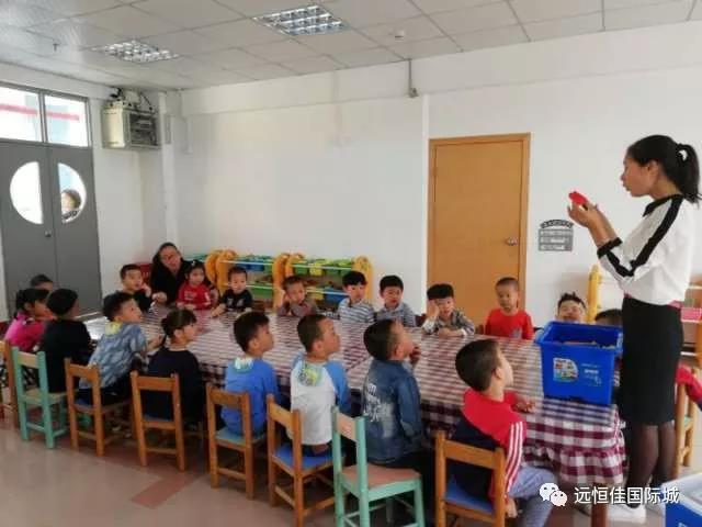 遠恒佳國際教育城專業(yè)師資入駐各幼兒園——樂高、沙畫興趣班正式開課啦！